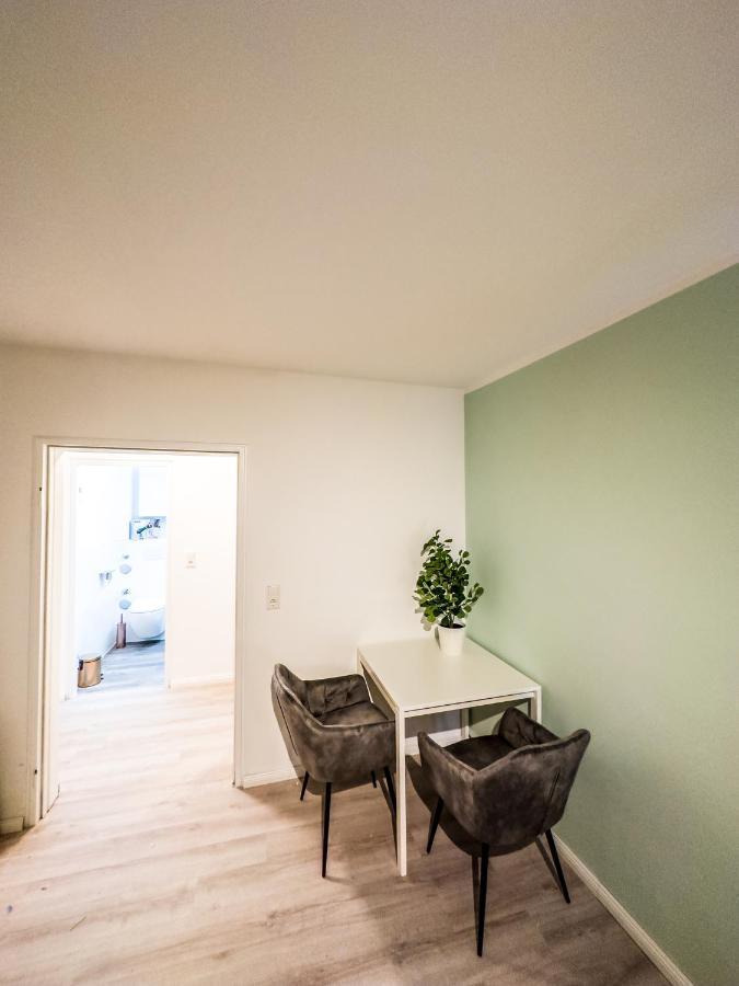 Apartment Fuer 3 Gaeste Mit Kostenlosen Parkplaetzen Und Lift Hanovra Exterior foto